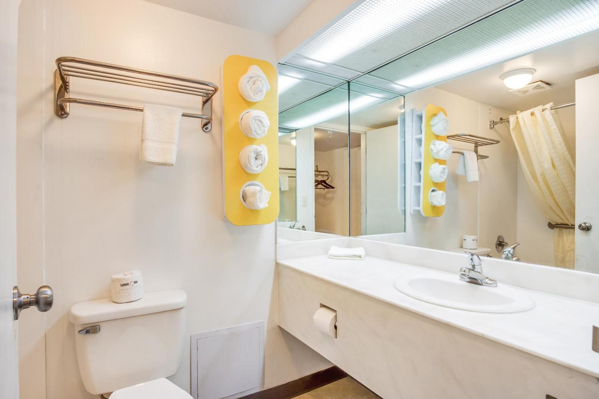 Oyo Hotel Mona Lake Muskegon Εξωτερικό φωτογραφία